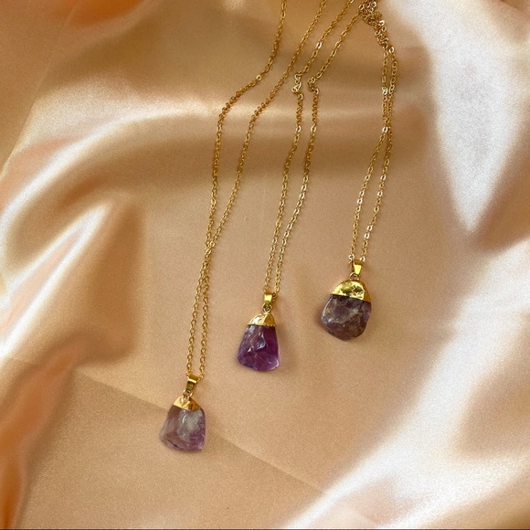 Amethyst Purple Crystal Pendant Necklace - Picture 8 of 12